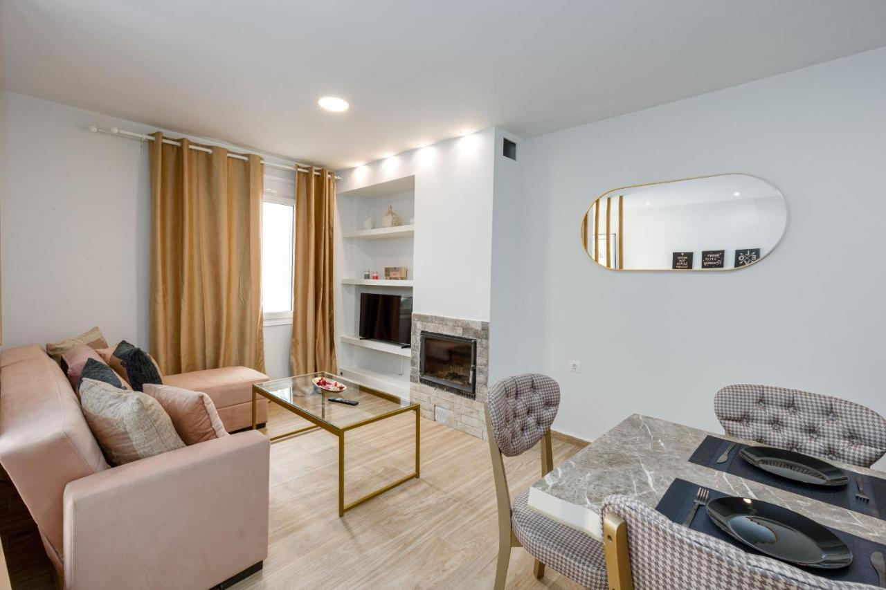 Appartamento Central Art Maisonette By Estia Candia Esterno foto